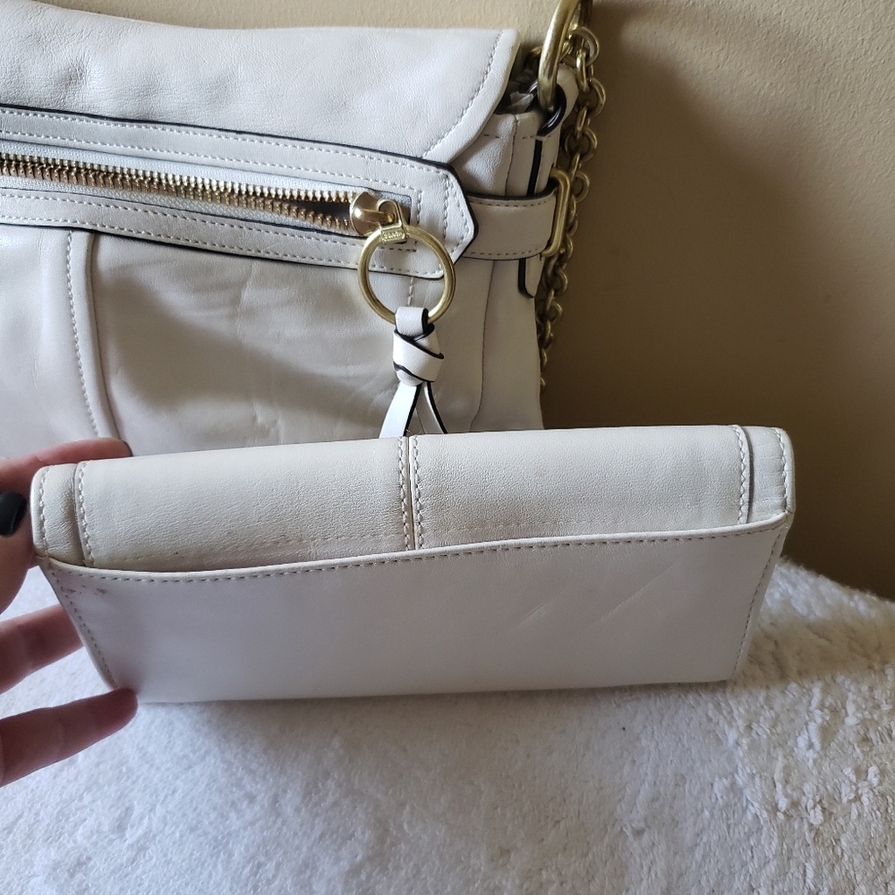 Bags - Picture 5 of 9